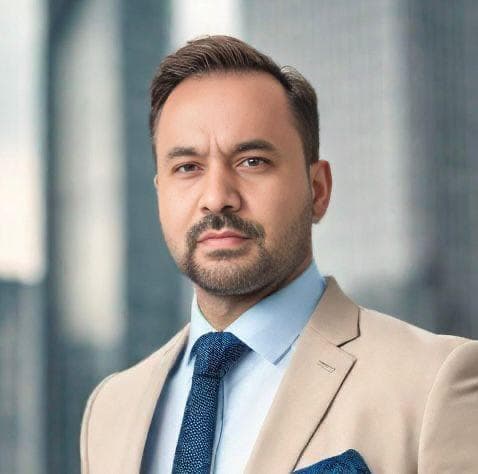 Interview: Careerera CEO Reveals Key Strategies For Future Job Market Success